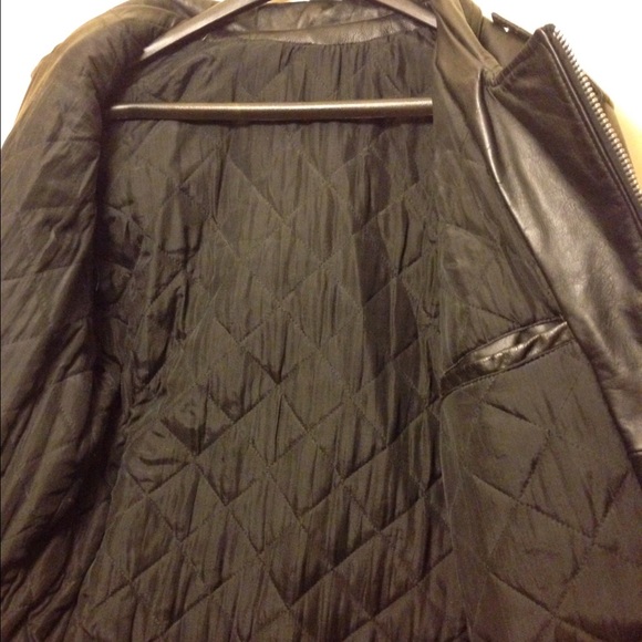 VINTAGE LEATHER MOTO JACKET w/ NYC LIBERTY RIVETS - Picture 4 of 4