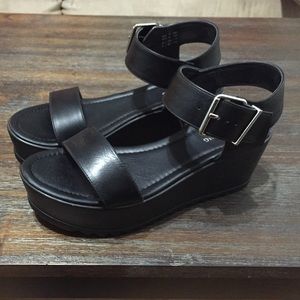 Black platform sandals pantani