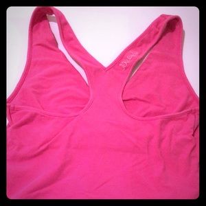 🌼Sale🌼Guess brand pink gym tank, low cut v neck
