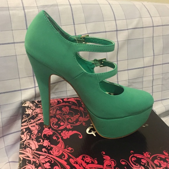 SEA GREEN HEELS - Picture 3 of 4