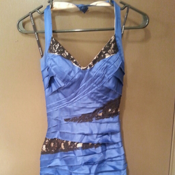 Bebe silk layered dress with lace