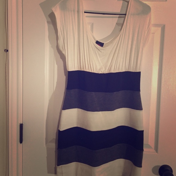 bebe Dresses & Skirts - 2B Bebe dress size L.