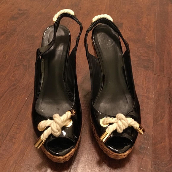 Price to sell ...Tory burch shoe