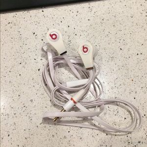Beats Earbuds