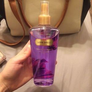 Victoria secret love spell