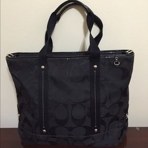 Coach f-16551 Daisy Xlg Overnight Tote AS IS