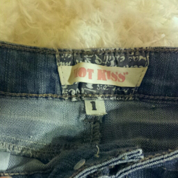 Frayed Skull Shorts - Picture 4 of 4