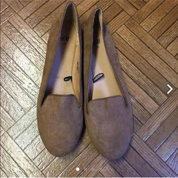 Brown suede flats (H&M)