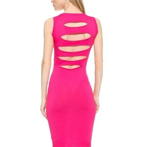 NWOT. Moschino sleeveles knit dress