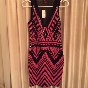 Bebe dress, pink & black stunner