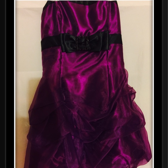 Gorgeous Fuchsia party-dress