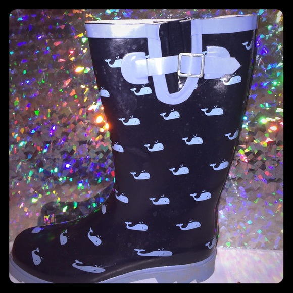 🐳ADORABLE rubber boots w/ whales 🐳🐳