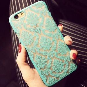 New! Super cute! Green iPhone 6/6s case!