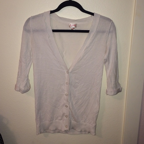 Button sweater - Picture 1 of 1