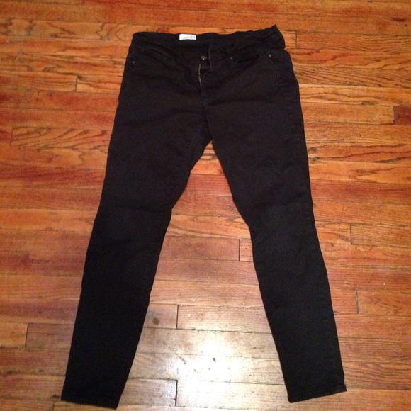 GAP black skinny jeans