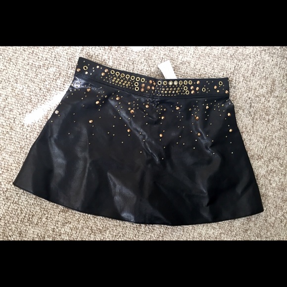Rare Zara studded leather skirt