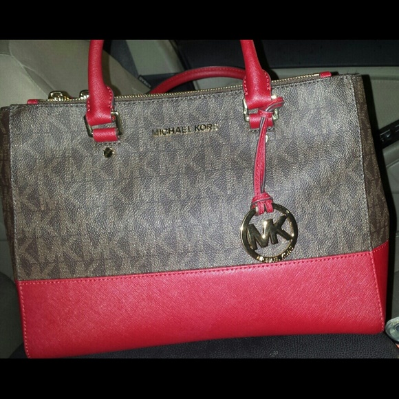 Michael kors purse