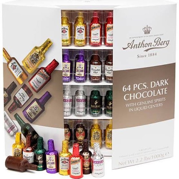 ✨SOLD☀️🎁112 Pieces of Fine Chocolate #BNWT