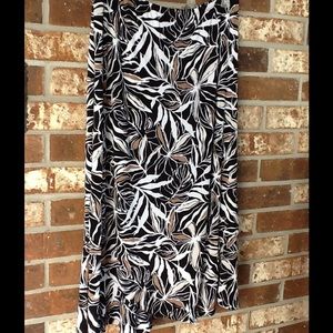 🎀🎀 Cute and Comfy Skirt, Never Wrinkles!!