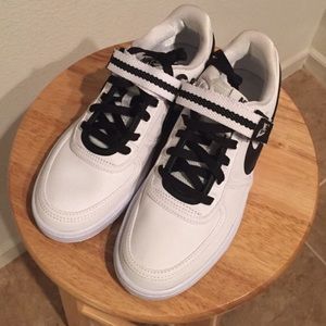 *reserved for b6886* Women's Nike Shoes