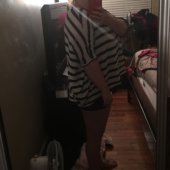 Poncho ๐ - Picture 3 of 3