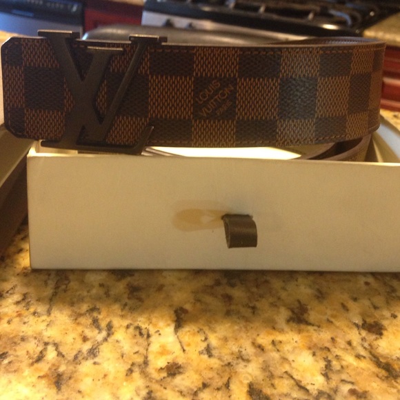 Louis Vuitton Belt - Picture 3 of 4