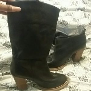Black Leather Block heel boot