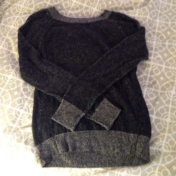 🌟$10 SALE🌟Two toned Gap sweater