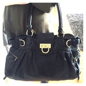 Authentic Salvatore ferragamo black leather bag❤️