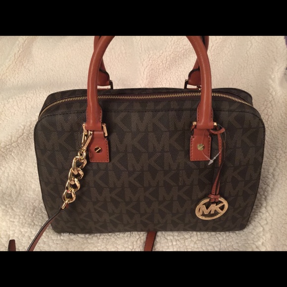 Michael Kors Jet Set Travel Large Satchel New - Picture 3 of 4