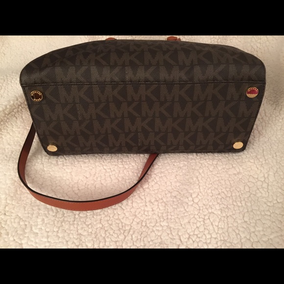Michael Kors Jet Set Travel Large Satchel New - Picture 4 of 4