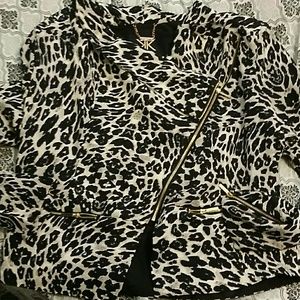 Leopard print blazer