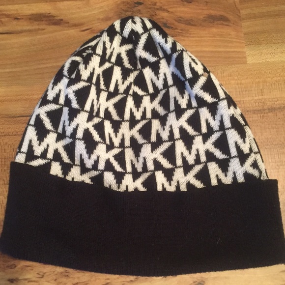 Black and White Michael Kors Beanie