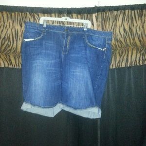 Denim knee shorts