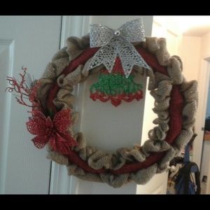 Burlap Christmas wreath