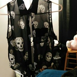 Skull tank