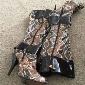Faux snake skin design knee boots
