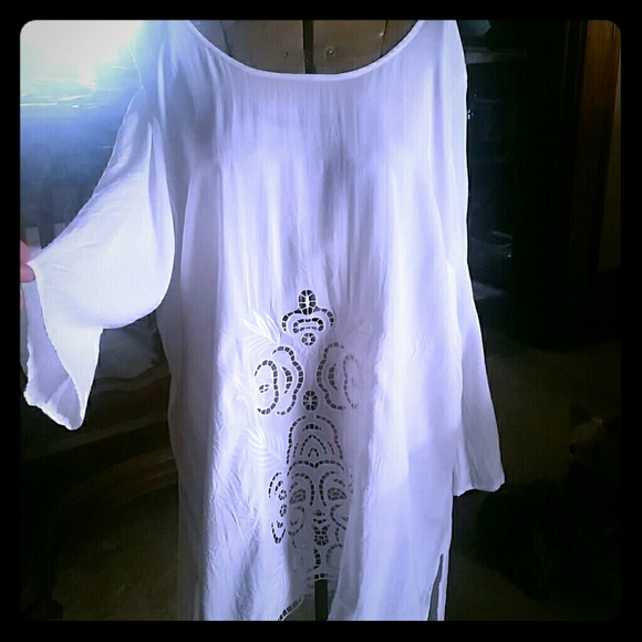 LANE BRYANT  white tunic top with cut outs