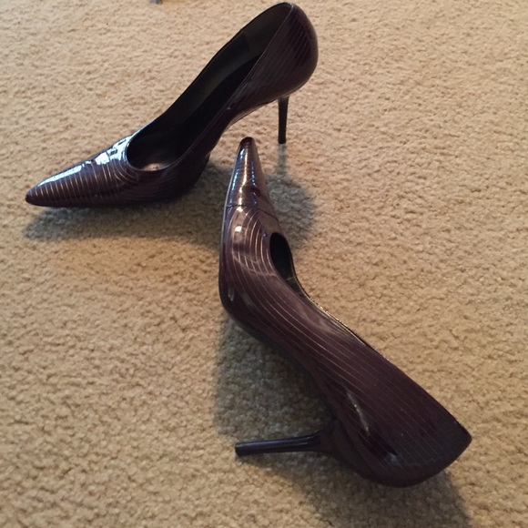 BCBGIrls Brown Pattern Pump Heels - Picture 2 of 4