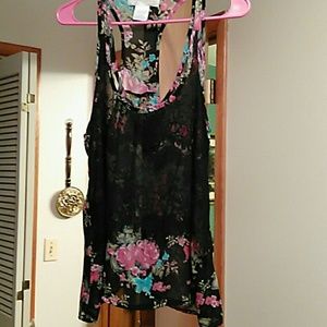 Floral lace tank