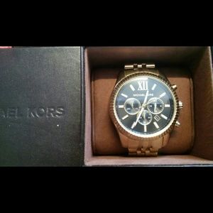MICHAEL KORS