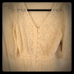 Lace 3/4 Sleeve Top