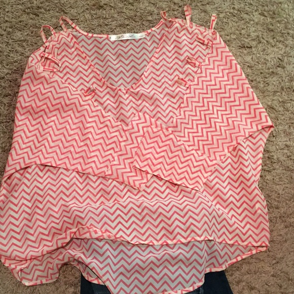 Pink & White Chevron top