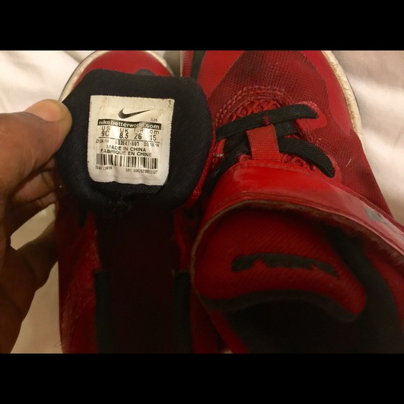 Toddler Nikes 9c - Picture 2 of 3