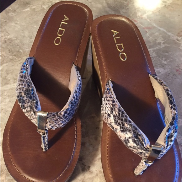 Wedged sandal