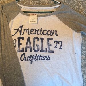 American Eagle Long Sleeve T Shirt