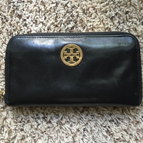 TORY BURCH WALLET