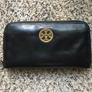 TORY BURCH WALLET