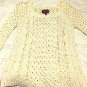 American Eagle sweater