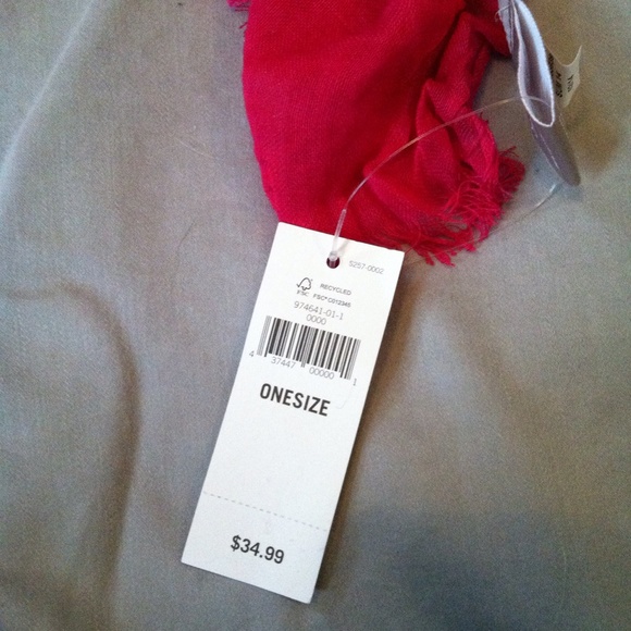 Banana Republic Scarf!!!💕💕💕 - Picture 1 of 3
